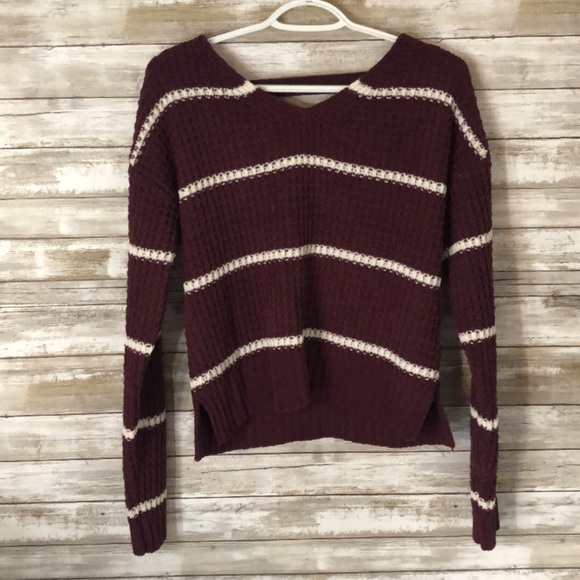 Medium Maroon Top - Picture 1 of 2